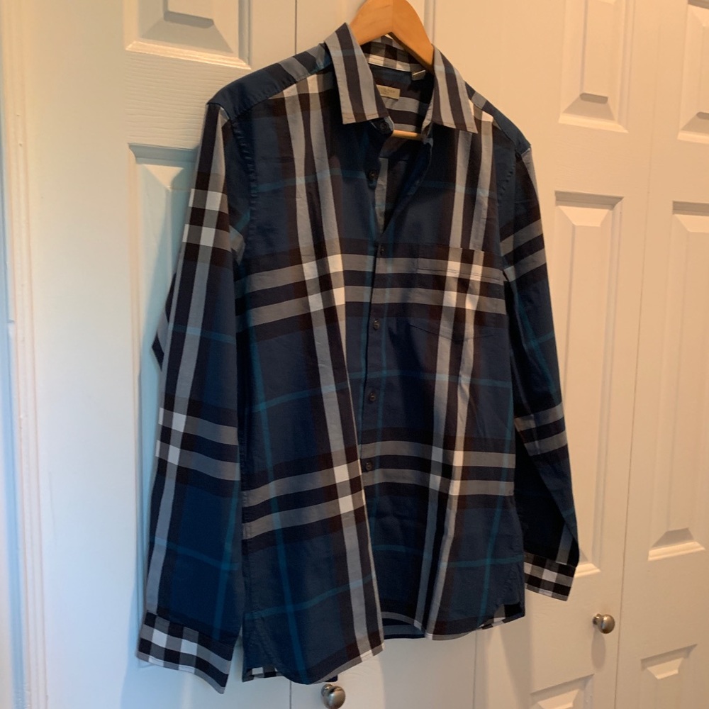 ❌SOLD❌Authentic Men’s Burberry Shirt